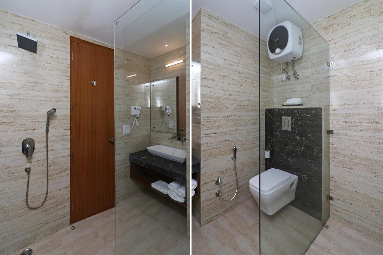 Capital O Hotel Star Inn Near Chhatarpur Metro Station New Delhi Extérieur photo