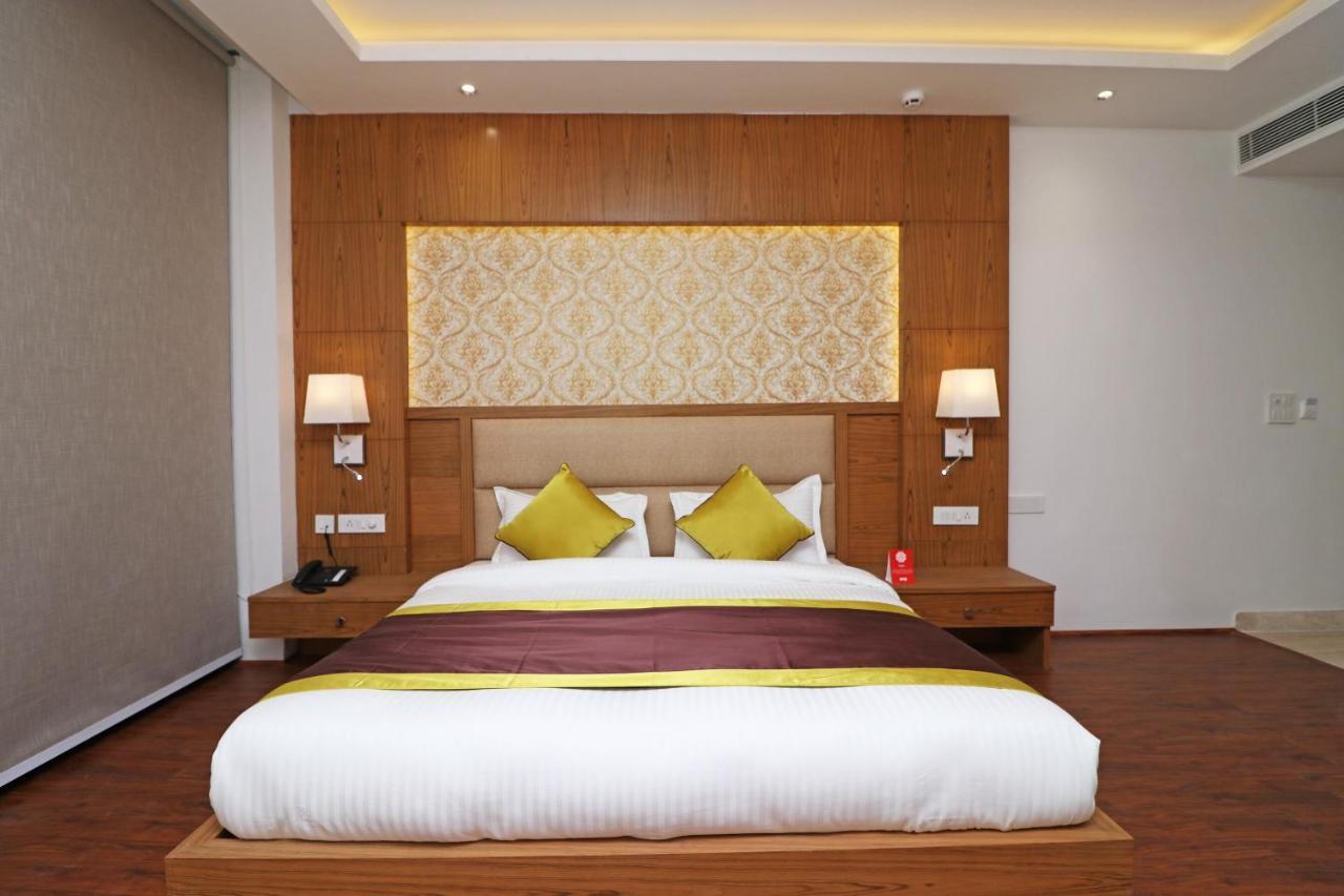 Capital O Hotel Star Inn Near Chhatarpur Metro Station New Delhi Extérieur photo